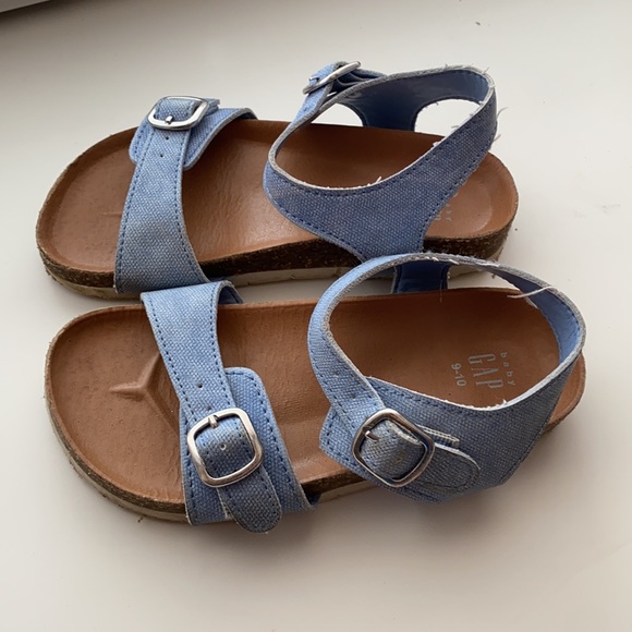 Gap denim buckle sandals - Picture 3 of 5
